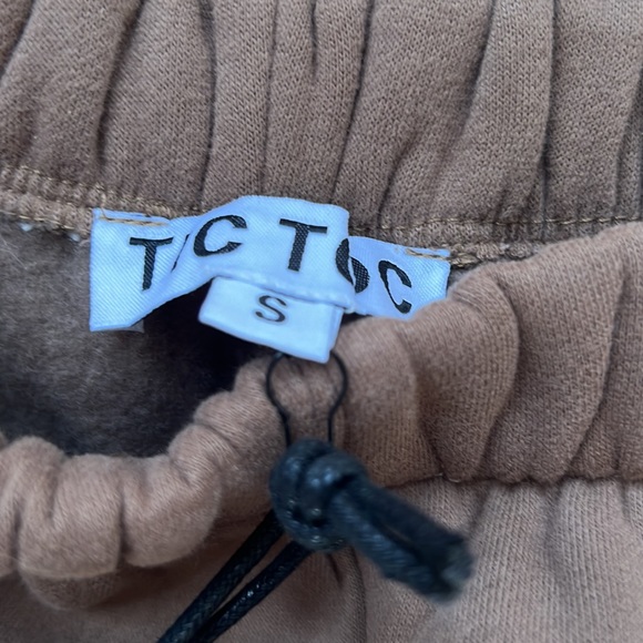 2 pairs of new  sweats - Picture 5 of 5